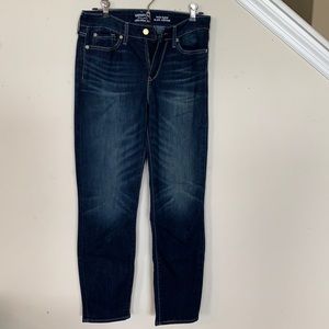 Signature Jeans by Levi’s size 6 midrise
